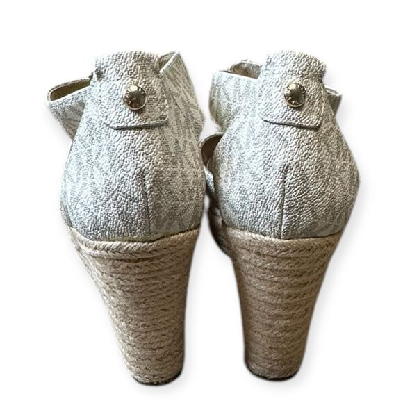 MICHAEL KORS Women’s White Tan Zip Up Damita Logo Wedge Size 9.5 - Picture 4 of 7